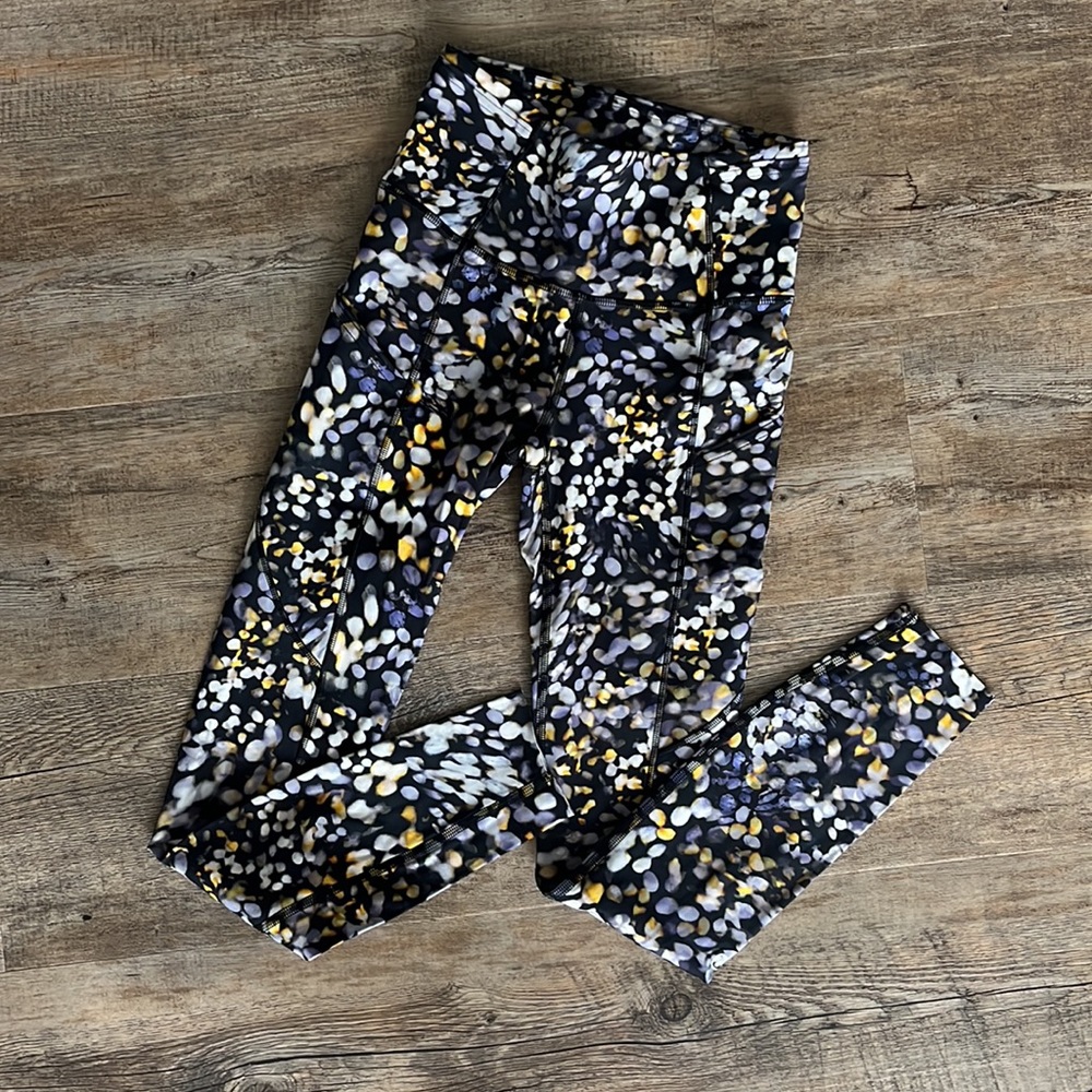 Lululemon Fast and Free 25”